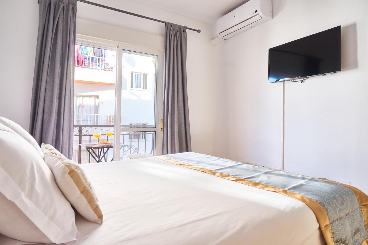 Picasso 1 Apartment